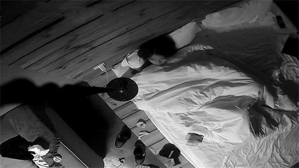 360520情人节首发！酒店偷拍双片连发，炮火连天！